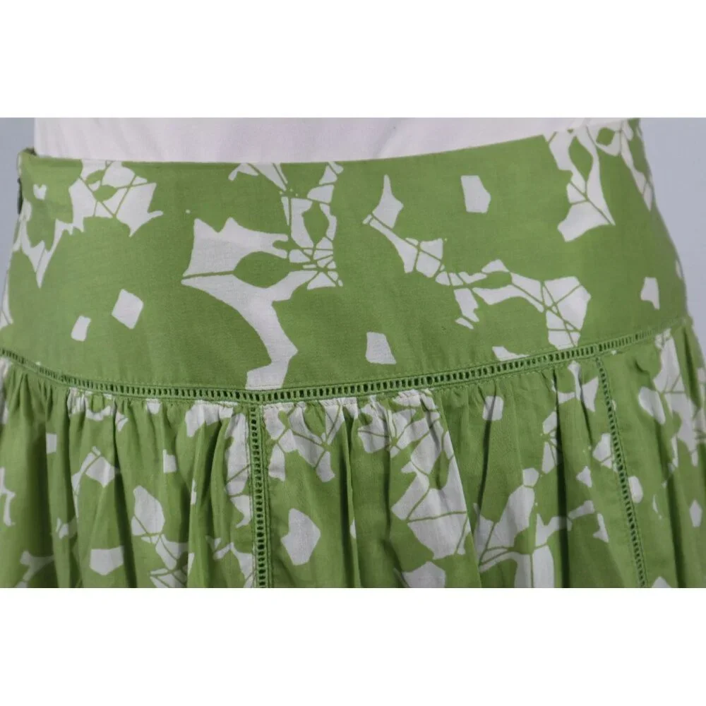 Apt 9‎ Women's Green & White Floral Print Skirt Size 8